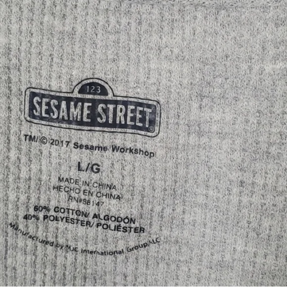 Vintage Sesame Street “I Hate Mornings” Gray Thermal Waffle Romper EUC Size L - Picture 9 of 11